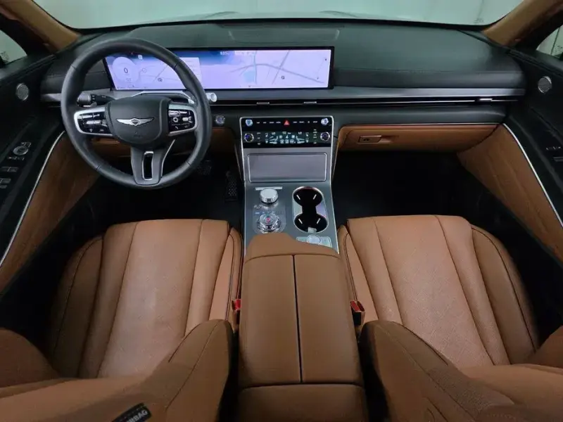2023 Genesis GV80 с пробегом 11 951 км