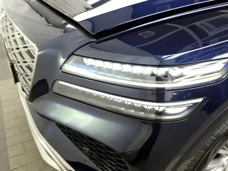 2023 Genesis GV80 с пробегом 11 951 км