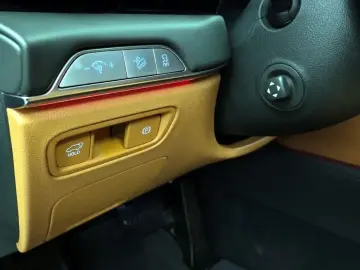 2023 Genesis GV80 с пробегом 11 951 км