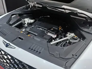 2023 Genesis GV80 с пробегом 43 638 км