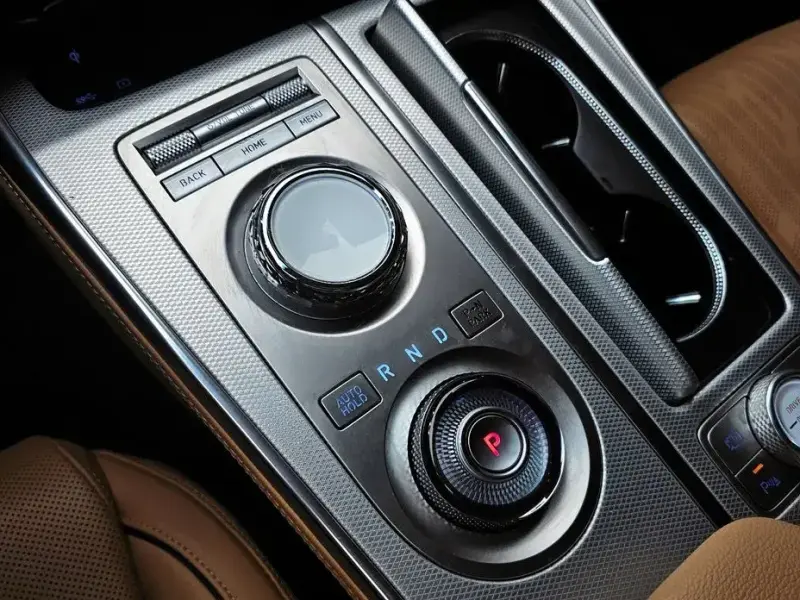 2023 Genesis GV80 с пробегом 43 638 км