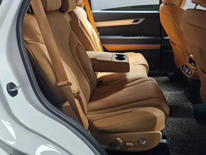 2023 Genesis GV80 с пробегом 43 638 км