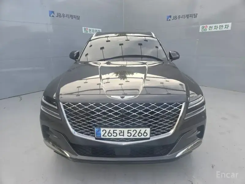2023 Genesis GV80 с пробегом 26 162 км