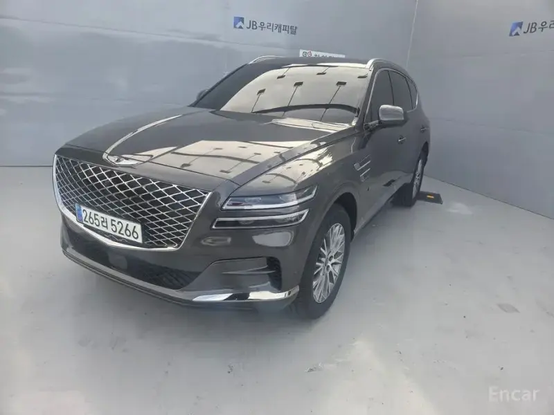 2023 Genesis GV80 с пробегом 26 162 км