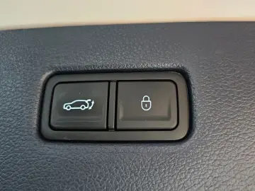 2023 Genesis GV80 с пробегом 43 638 км