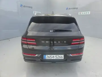 2023 Genesis GV80 с пробегом 26 162 км