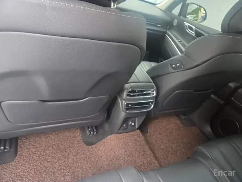 2023 Genesis GV80 с пробегом 26 162 км