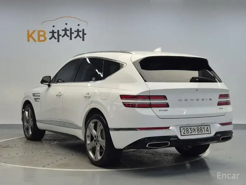 2023 Genesis GV80 с пробегом 48 949 км