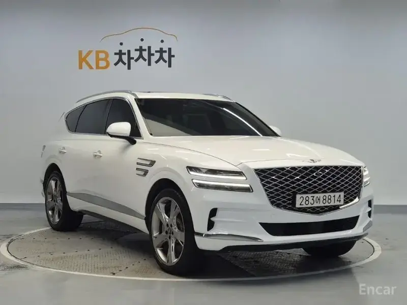 2023 Genesis GV80 с пробегом 48 949 км