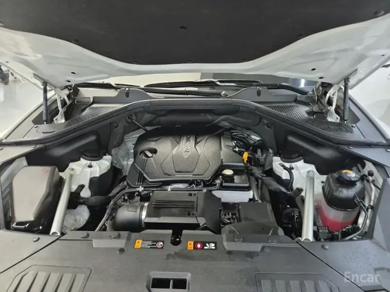 2023 Genesis GV80 с пробегом 48 949 км