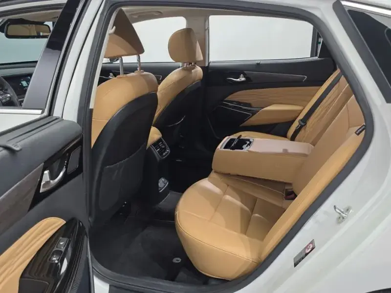 2020 Kia K7 с пробегом 96 331 км