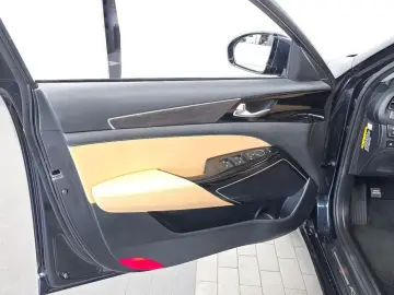 2019 Kia K7 с пробегом 7 561 км