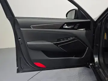2019 Kia K7 с пробегом 75 695 км