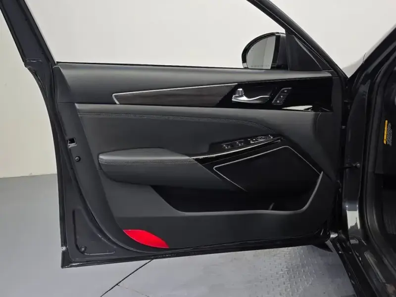 2019 Kia K7 с пробегом 75 695 км