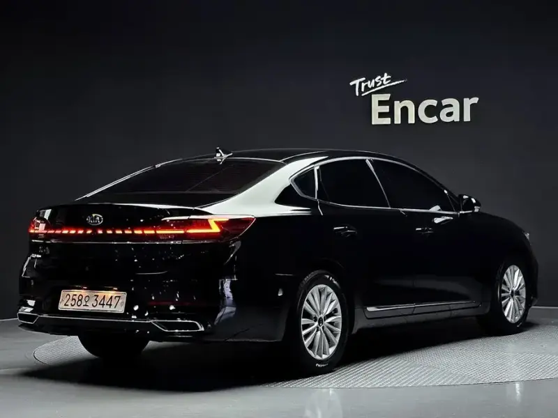 2020 Kia K7 с пробегом 32 990 км