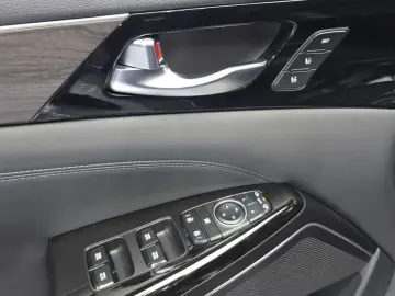 2019 Kia K7 с пробегом 75 695 км