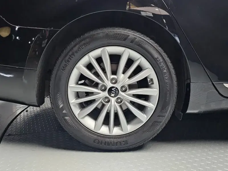 2020 Kia K7 с пробегом 32 990 км