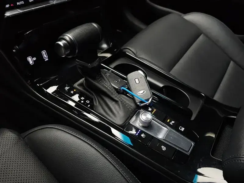 2020 Kia K7 с пробегом 32 990 км