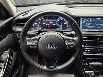 2020 Kia K7 с пробегом 32 990 км