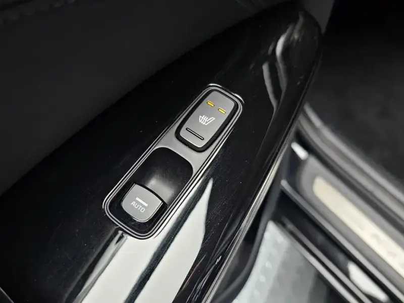 2020 Kia K7 с пробегом 32 990 км