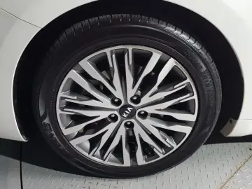 2019 Kia K7 с пробегом 66 802 км