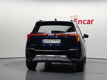 2023 Kia Seltos с пробегом 7 077 км