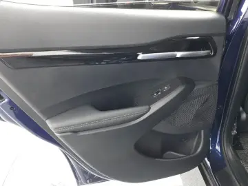 2023 Kia Seltos с пробегом 7 077 км