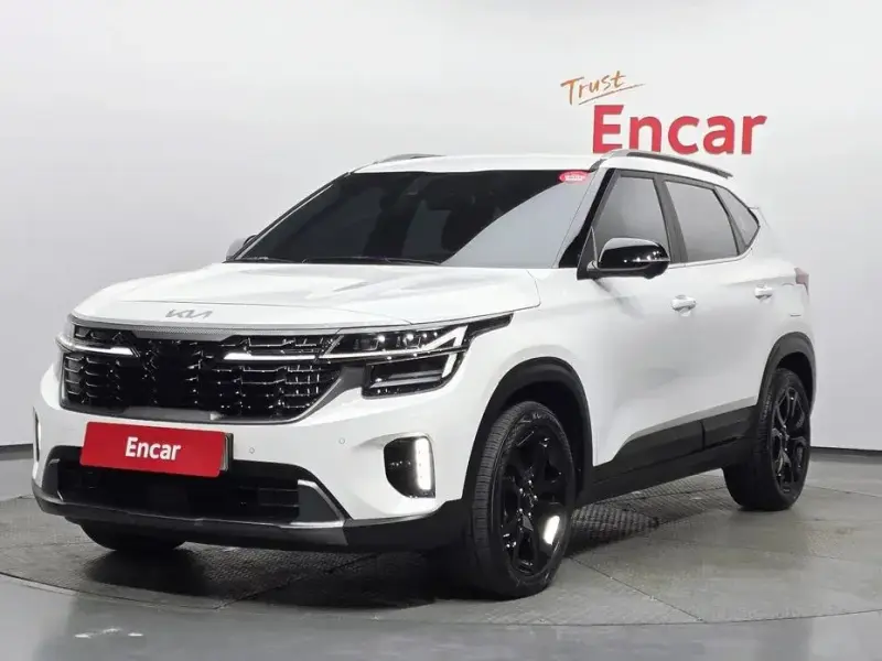 2023 Kia Seltos с пробегом 33 848 км