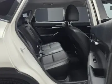 2023 Kia Seltos с пробегом 33 848 км