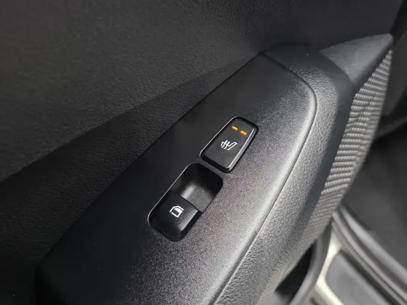 2023 Kia Seltos с пробегом 33 848 км