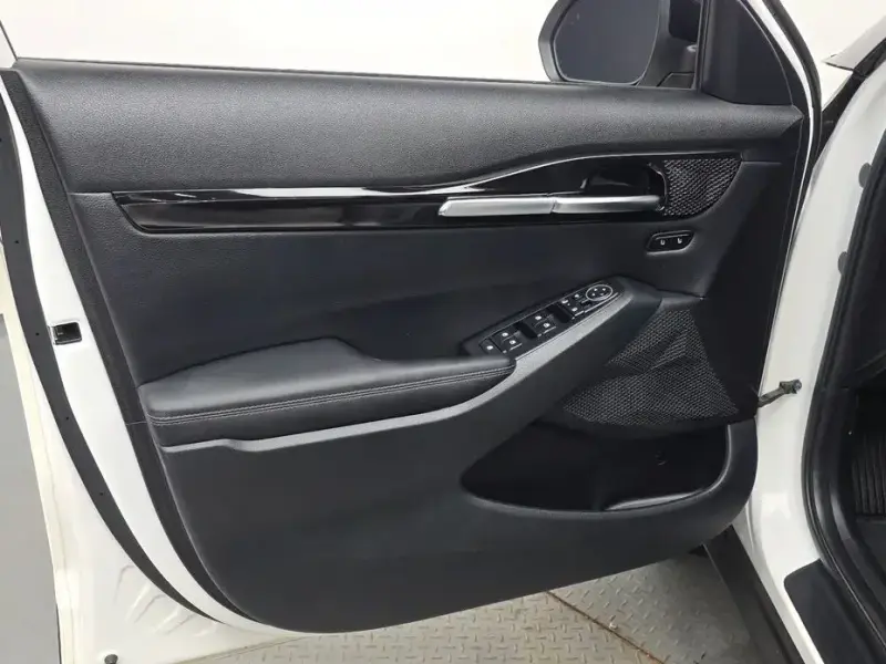2023 Kia Seltos с пробегом 33 848 км