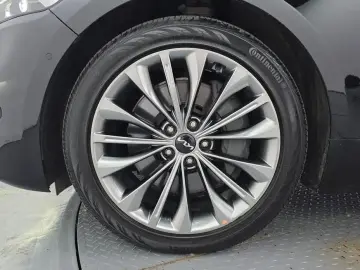 2023 Kia K9 с пробегом 44 932 км