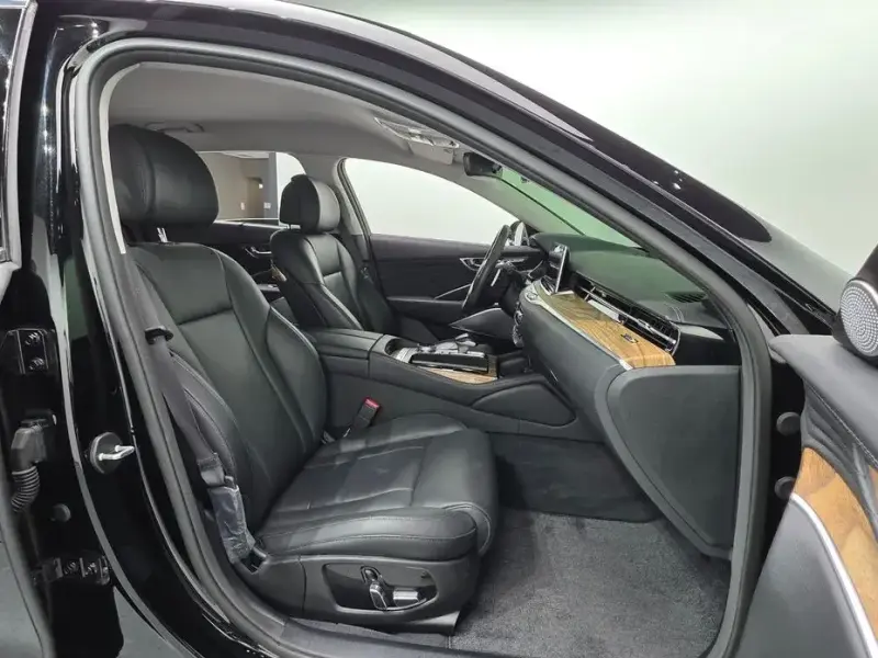 2023 Kia K9 с пробегом 44 932 км