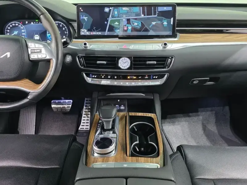 2023 Kia K9 с пробегом 44 932 км