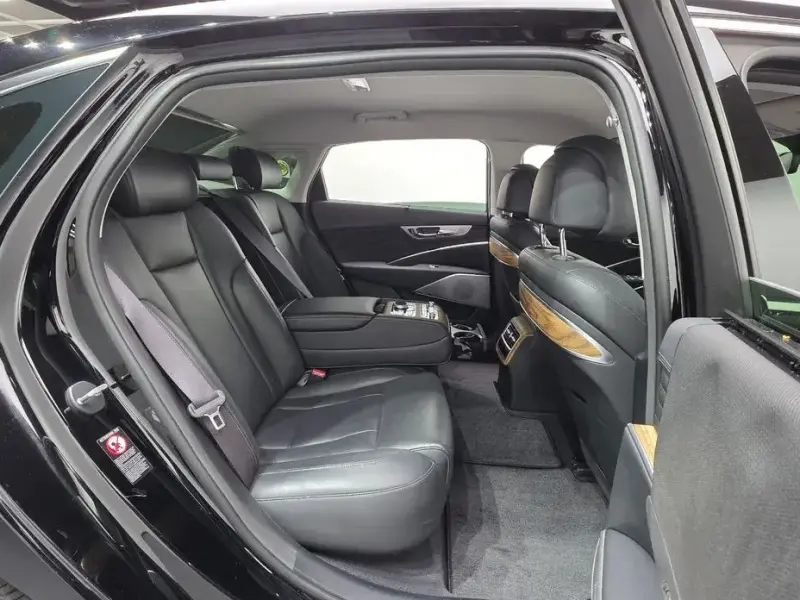 2023 Kia K9 с пробегом 44 932 км