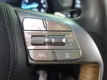 2023 Kia K9 с пробегом 44 932 км
