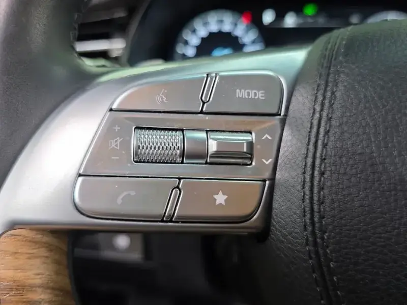 2023 Kia K9 с пробегом 44 932 км