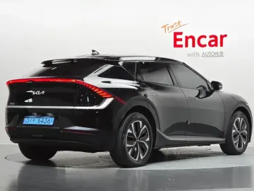 2022 Kia EV6 с пробегом 66 159 км