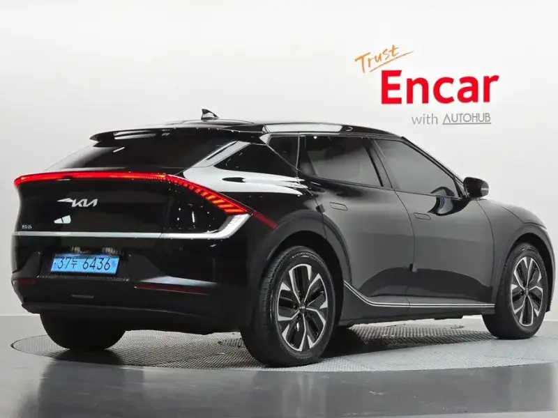 2022 Kia EV6 с пробегом 66 159 км