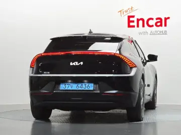 2022 Kia EV6 с пробегом 66 159 км