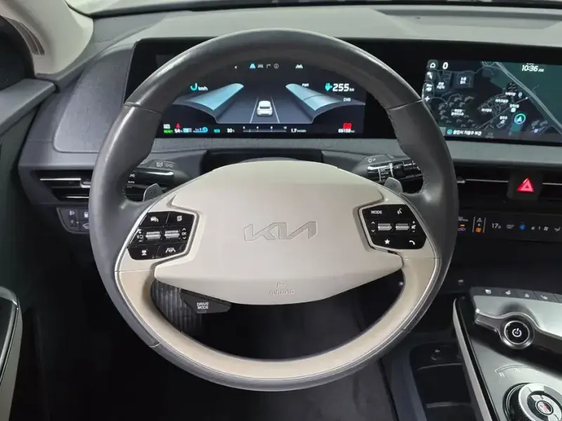 2022 Kia EV6 с пробегом 66 159 км