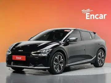 2022 Kia EV6 с пробегом 69 739 км