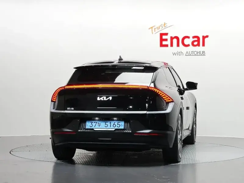 2022 Kia EV6 с пробегом 69 739 км