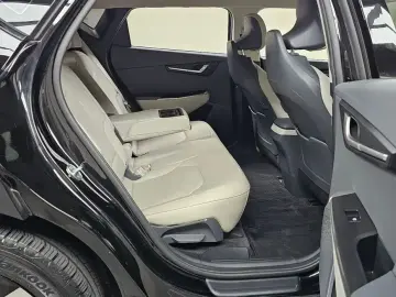 2022 Kia EV6 с пробегом 69 739 км