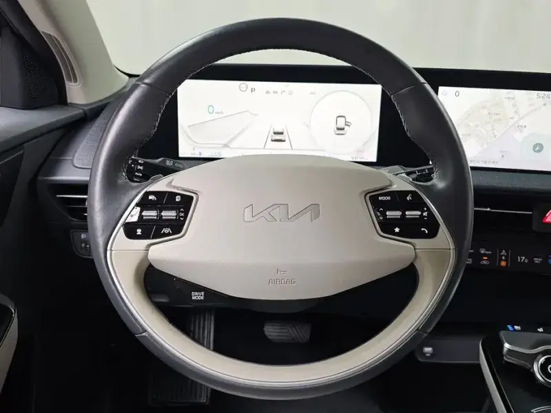2022 Kia EV6 с пробегом 69 739 км
