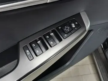 2022 Kia EV6 с пробегом 69 739 км