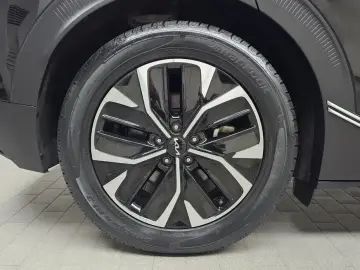2022 Kia EV6 с пробегом 69 739 км