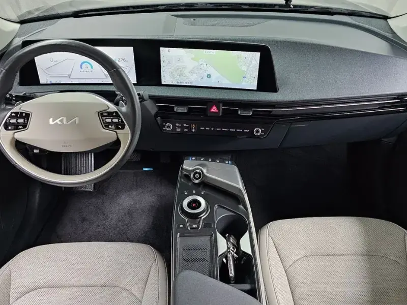 2022 Kia EV6 с пробегом 50 956 км
