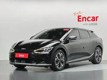 2022 Kia EV6 с пробегом 50 956 км