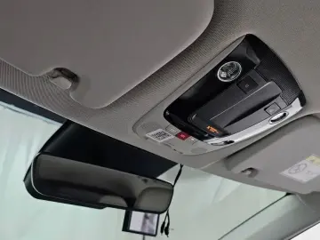 2022 Kia EV6 с пробегом 50 956 км